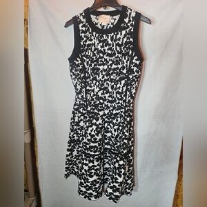 Kate Spade medium black and white floral dress with a touch of glamour